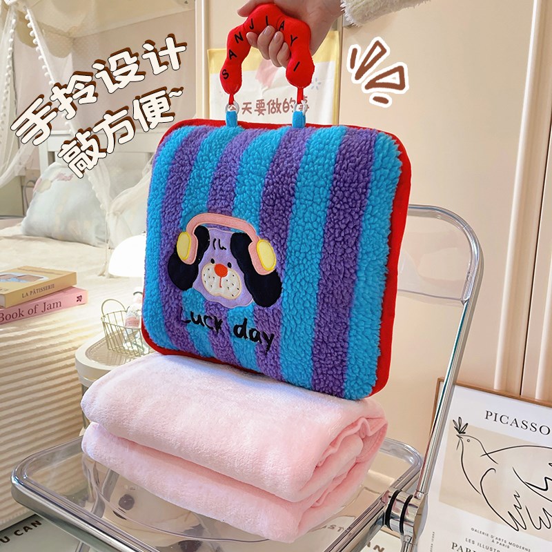 抱枕被子两用汽车靠枕车用办公室午睡枕头车载空调毯子二合一夏季