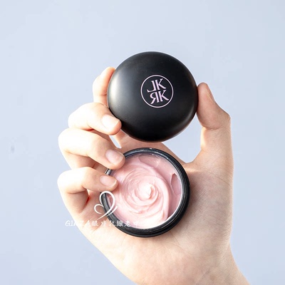 日本院线!Lekarka毛孔隐形面霜