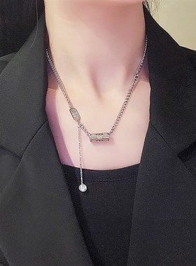 欧美网红直c播爆款几何字母吊坠时尚大气不掉色饰品项链女潮流配