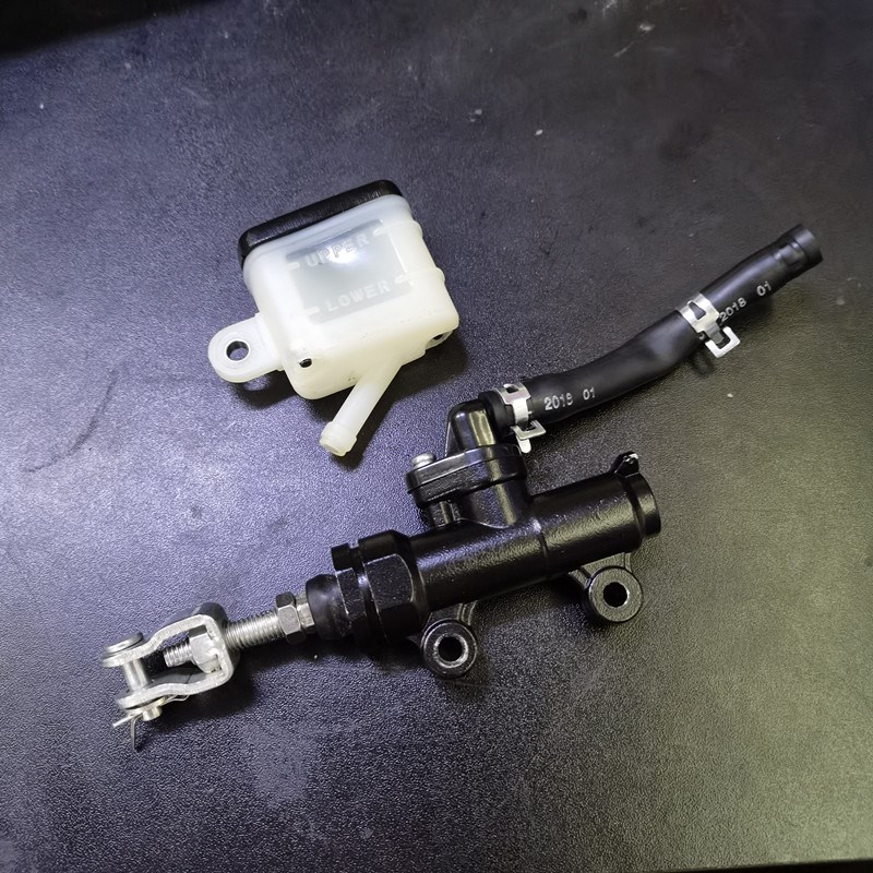 适用隆鑫无极300R GY 无极LX500 DS650后泵 刹车泵一字泵刹车总成