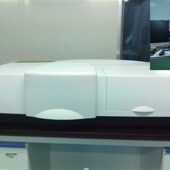 紫外 近红外分光光度计 可见