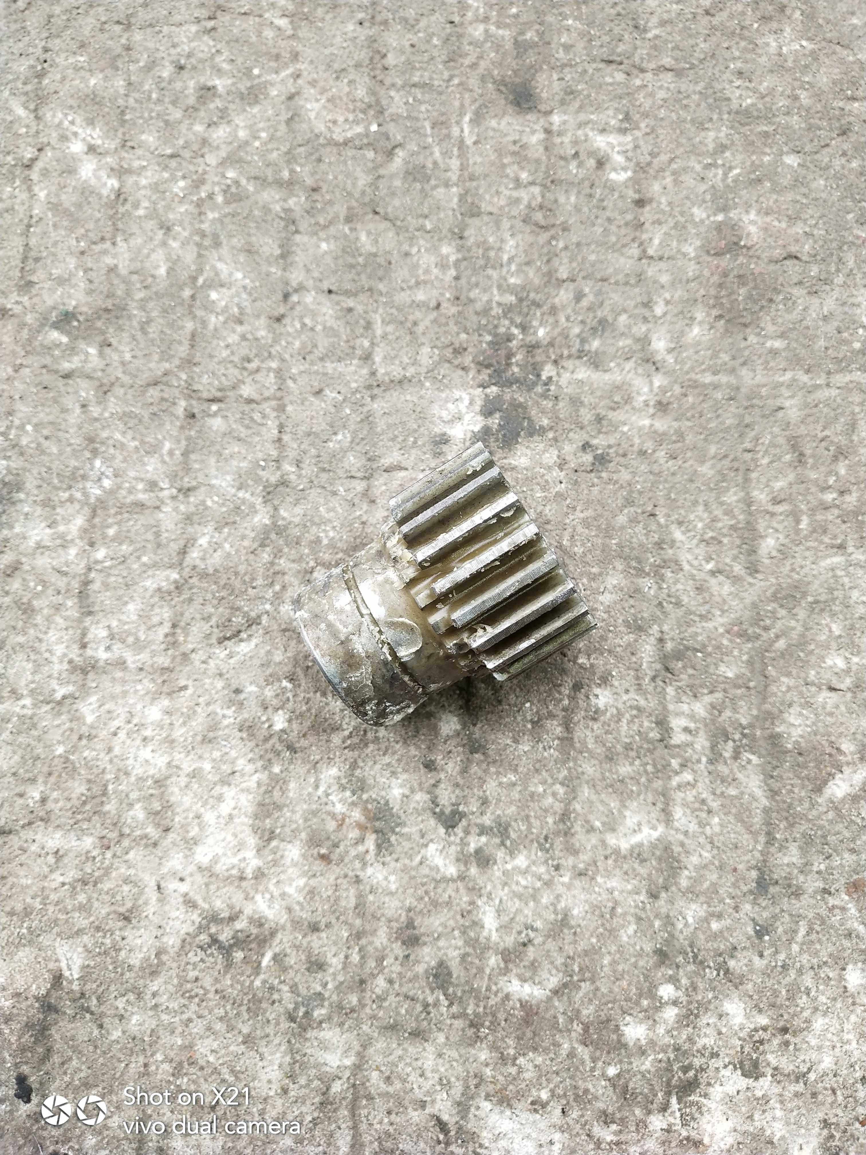 天水星火车床配件CWA6185电机齿轮6134/Z20外径41内孔18*5钢