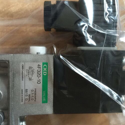 CKD电磁阀4F310-06/08-AC220V 4F310-06/08-DC24V 4F310-08-AC110