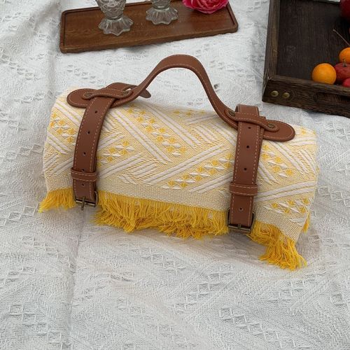 2023年新款棋盘格针织加厚露营毯野餐垫时尚流苏现货皮革提手