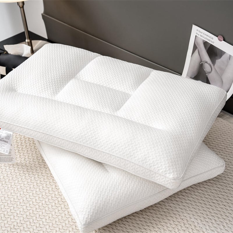 五星级酒店针织棉分区牵引舒适羽丝绒枕头单人宿舍保健枕芯