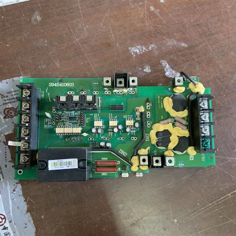 2945410603台达变频器VFD-E系5.5-7.5-11KW底触发互感器驱动板