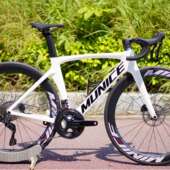 蒙纳斯R1碳纤维公路自行车12速7120油压碟刹弯把公路车超轻整车