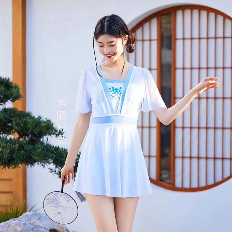 新中式大码泳衣裙女 遮肉显瘦纯欲风温泉泳衣 保守防尴尬连泳衣