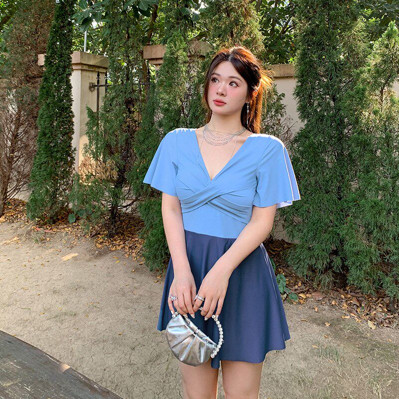 泳衣女胖妹妹遮肚子大码裙式连体泡温泉200斤显瘦游泳衣