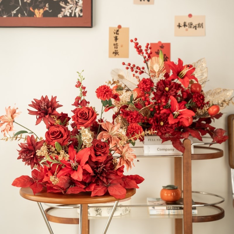 2025新春红色餐桌花摆花发财果圆桌装饰花客厅摆设假花婚庆地排花