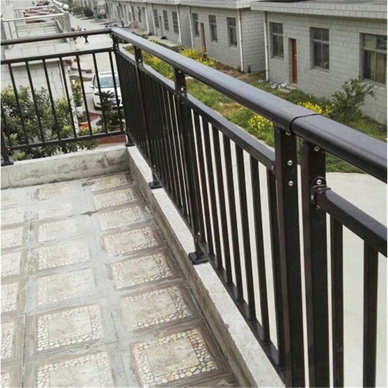 锌钢阳台护栏 小区别墅飘窗装饰防护栏 楼盘工程户外窗户铁艺栅栏