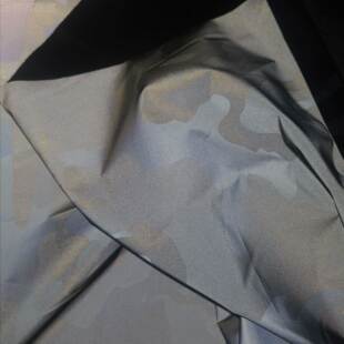 厂供 高亮反光布迷彩印 羽绒应棉背心灰色印花花涤纶ZFW反光面家