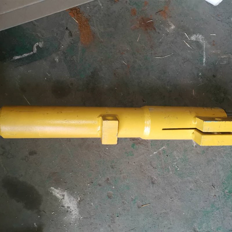 专业供应山推SD160配件 16Y-80-60000 斜杆支撑 32kg