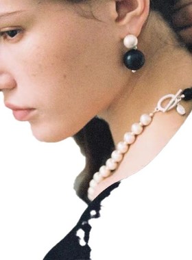 新款拼接拉丝黑檀木项链高级感春夏D圆球锁骨链简约时尚百搭项饰