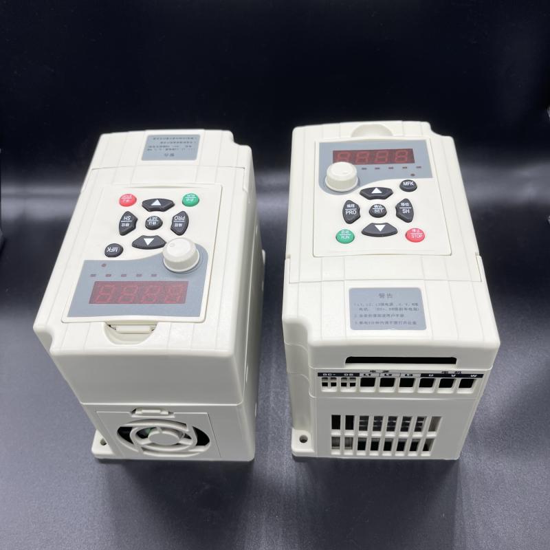 变频器三相单相220V380V/0.4/0.75/1.5/2.2KW水泵风机电机调速器
