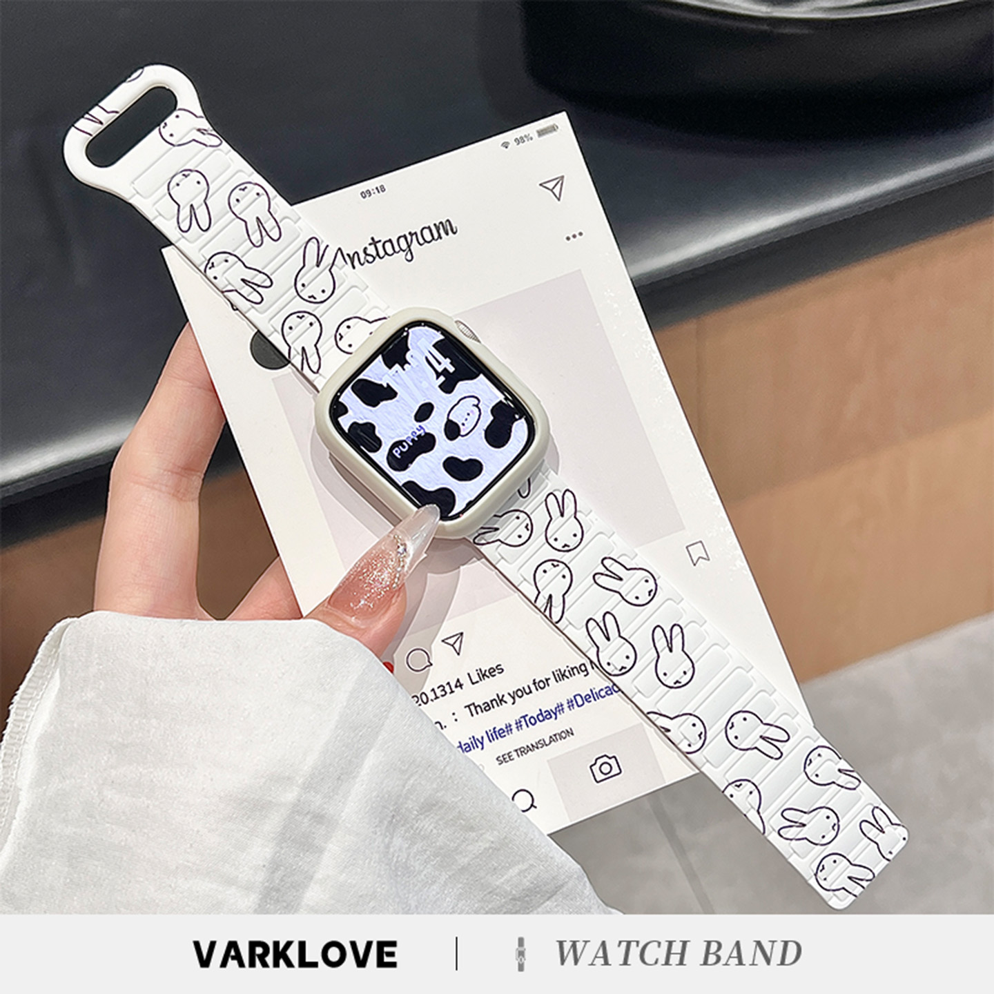 适用iwatch11代印花硅胶表带