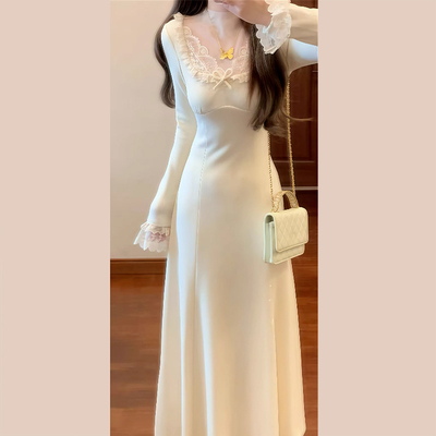 高级感法式白色针织连衣