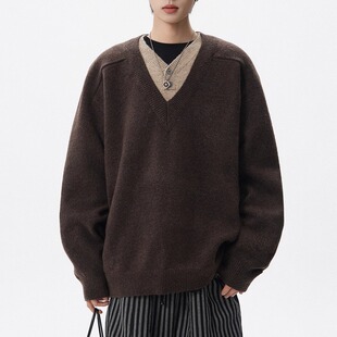 咖色假两件拼接V领针织衫男秋冬慵懒老钱风宽松套头打底毛衣