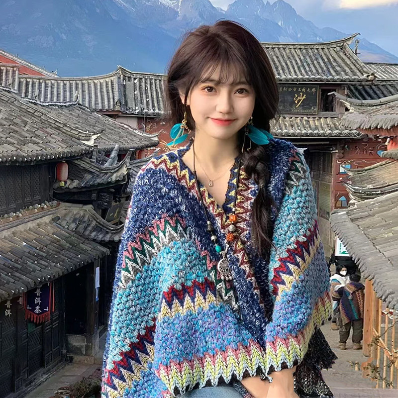 云南特色披肩女民族m风丽江大理旅游拍照斗篷披风外搭时尚洋气围