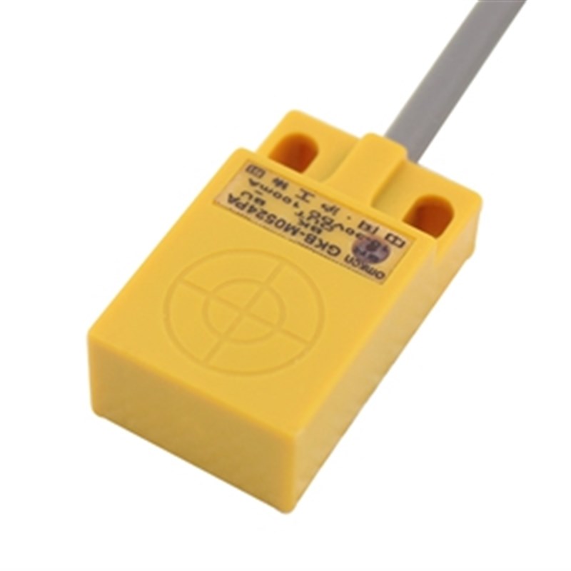正品沪工 方型接近开关 GKB-M0524D2 直流两线常闭 传感器