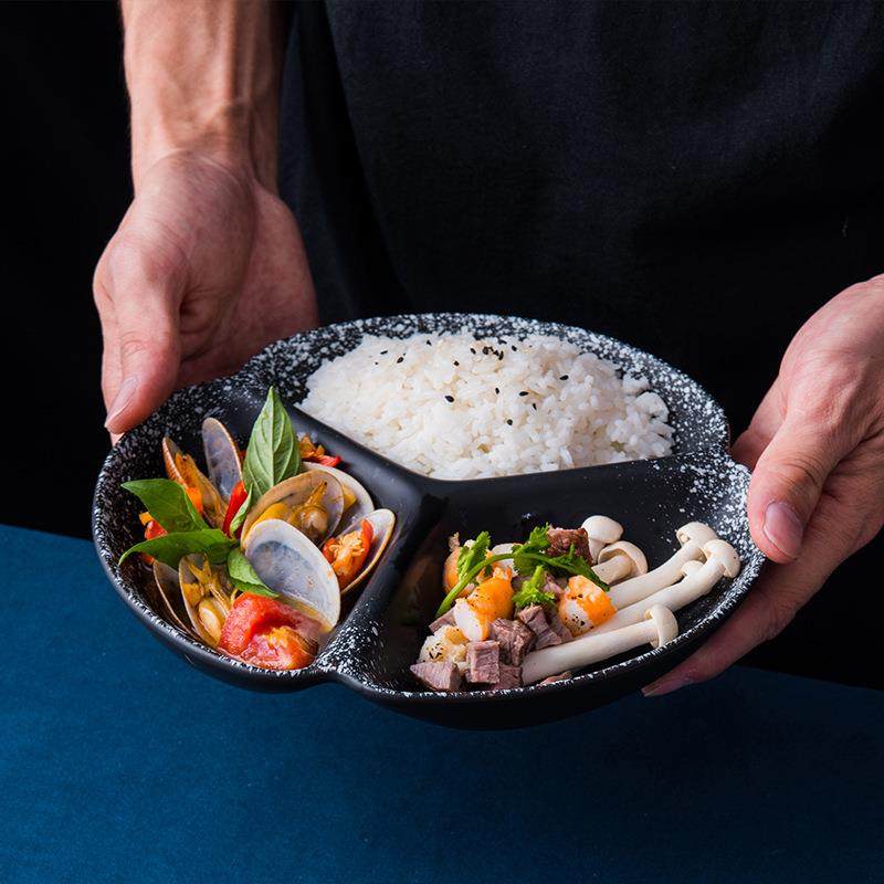 轻断食盘子日式分格餐盘家用菜盘分隔餐具陶瓷分格餐盘4格日式