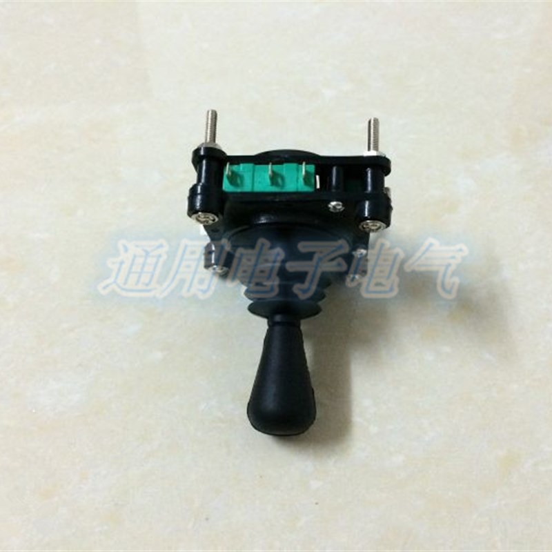 红开CV4-YQ-04R2G自复位360度四向十字一字开关主令摇杆开关