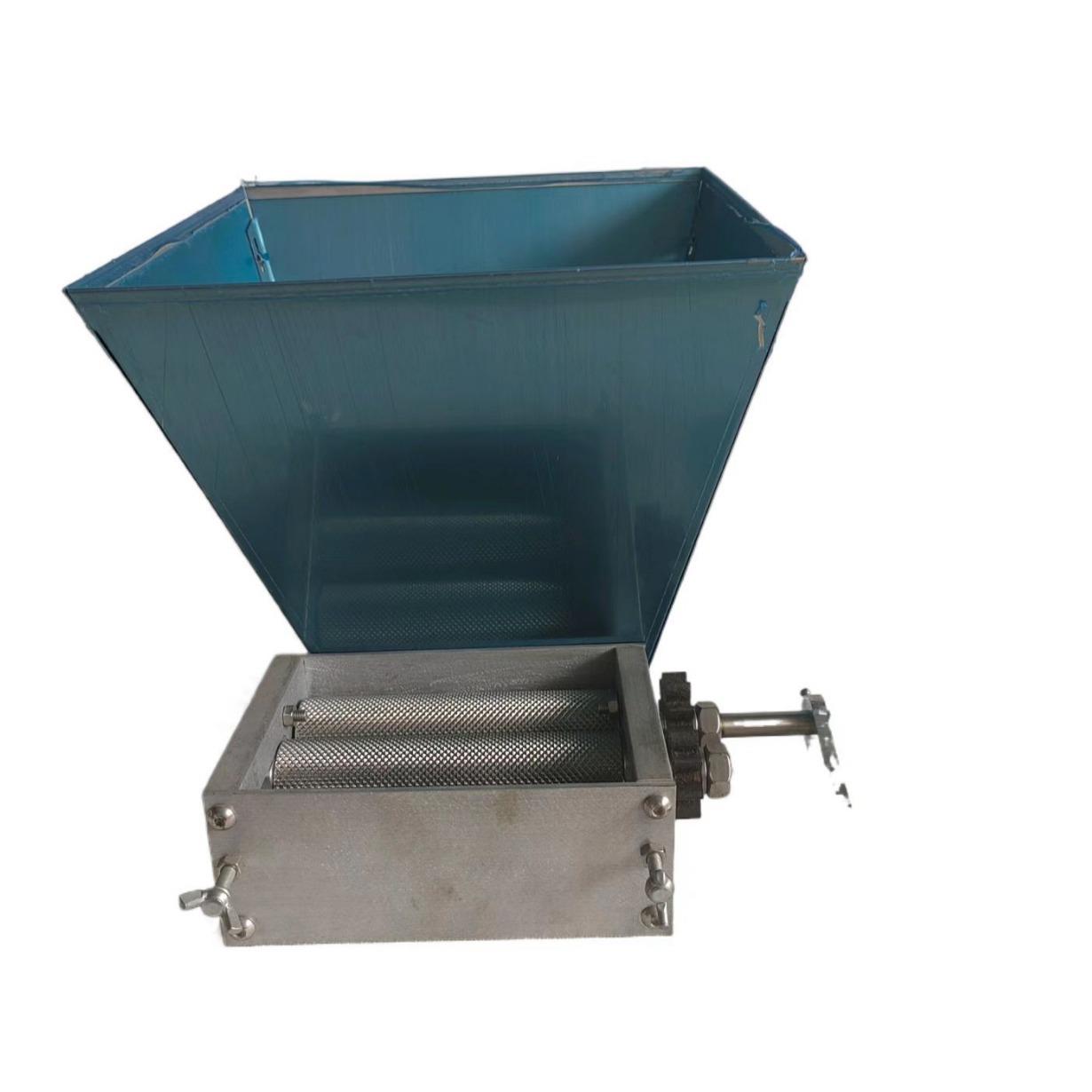 新品推荐手摇2辊两个大齿轮直纹麦芽破碎器大麦磨粒机家庭酿造