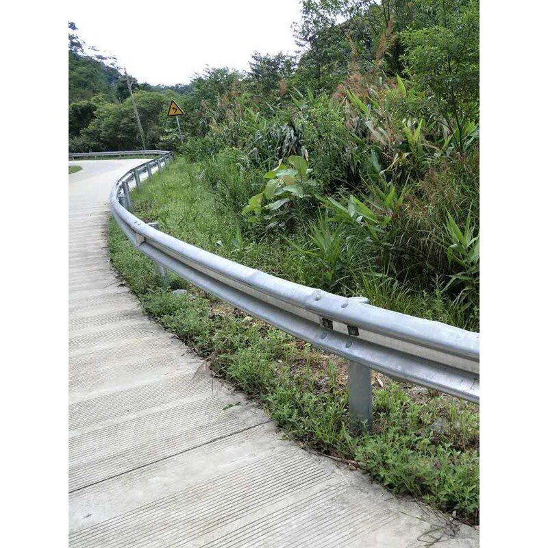 公路波形护栏乡村道路护栏高速公路波形钢板护栏双波三波热镀锌