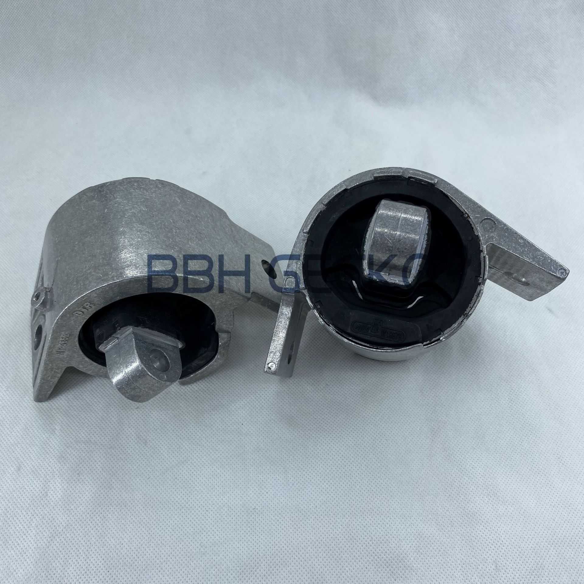 适用于捷豹 XJ  XE 机脚胶 支架垫 波箱胶 C2D38505 C2P8353