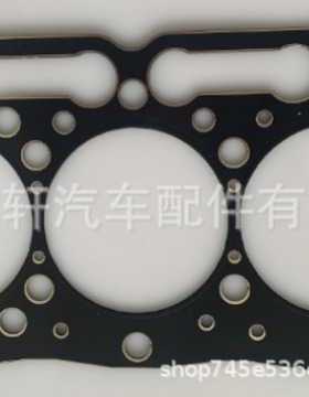 供应 久保田D1105发动机1G063-03310的气缸盖