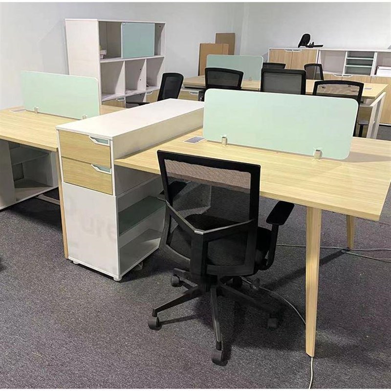 职员办公桌双四人位现代简约员工屏风电脑桌带抽屉组合黄木色风格