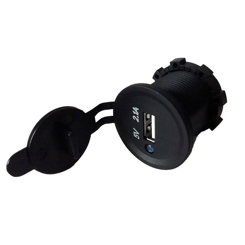 汽车车载手机充电器1l2V电动摩托单USB取电插座防水带盖转换5V2.1