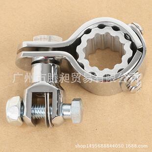 适用哈雷金翼雅马哈川崎铃木护杠保险杠22-35mm孔径通用脚踏支架