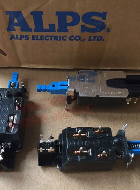 日本ALPS阿尔卑斯SDDF-3电源开关4脚 自锁按动电视机开关8A 250V