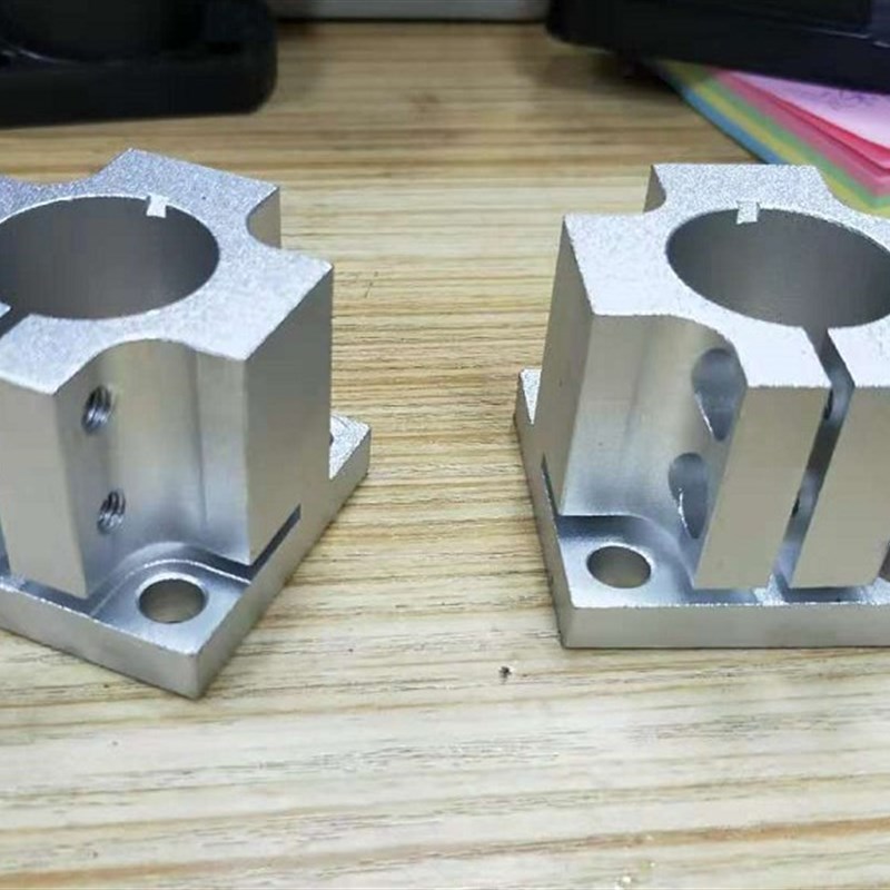 STHWSB光轴固定座STHWSBL光轴锁紧座STHWS方光轴导向轴支座STHWSL