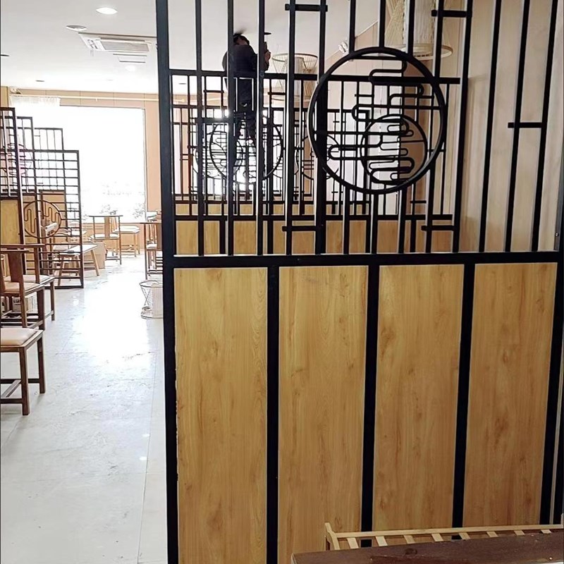 工业风餐厅铁艺隔断屏风烧烤火锅店包间隔断卡座镂空围栏网红玄关