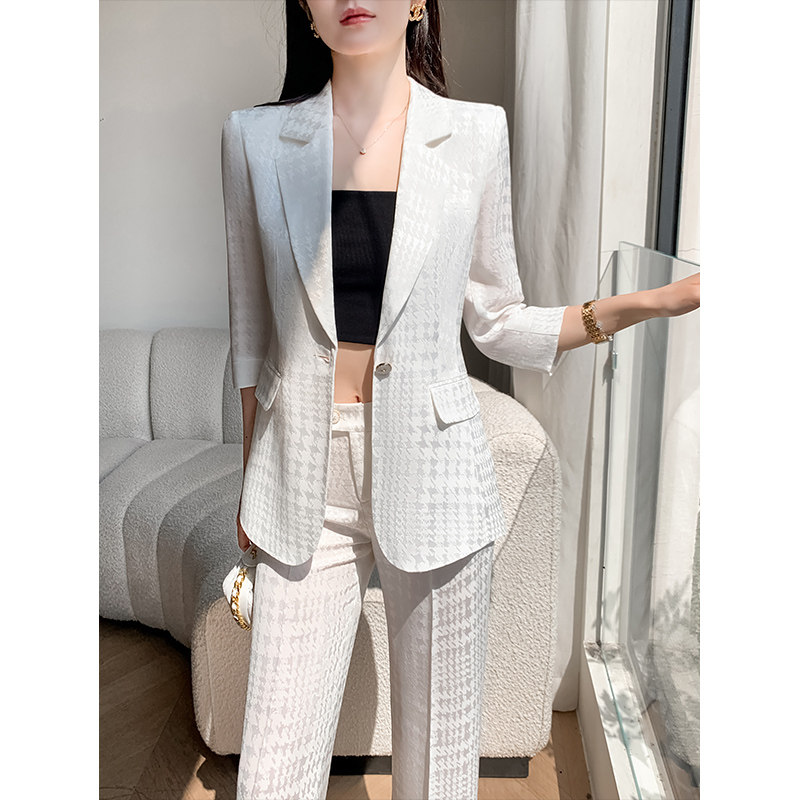 高级感醋酸西装套装女夏季薄款休闲2025新款修身显瘦职业气质西服