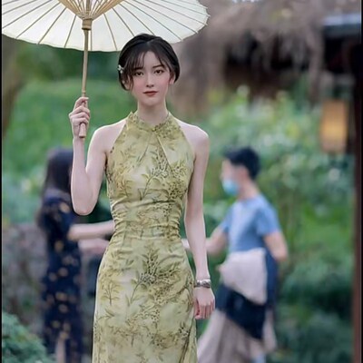 橘里丨绿色清冷旗袍裙女年轻款仙女中国风削肩修身改良雪纺连衣裙