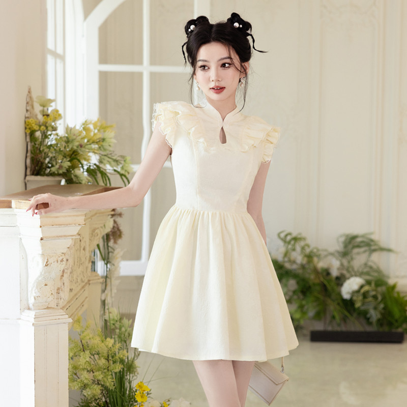 新中式国风改良旗袍小个子年轻款少女日常短款小飞袖荷叶边连衣裙