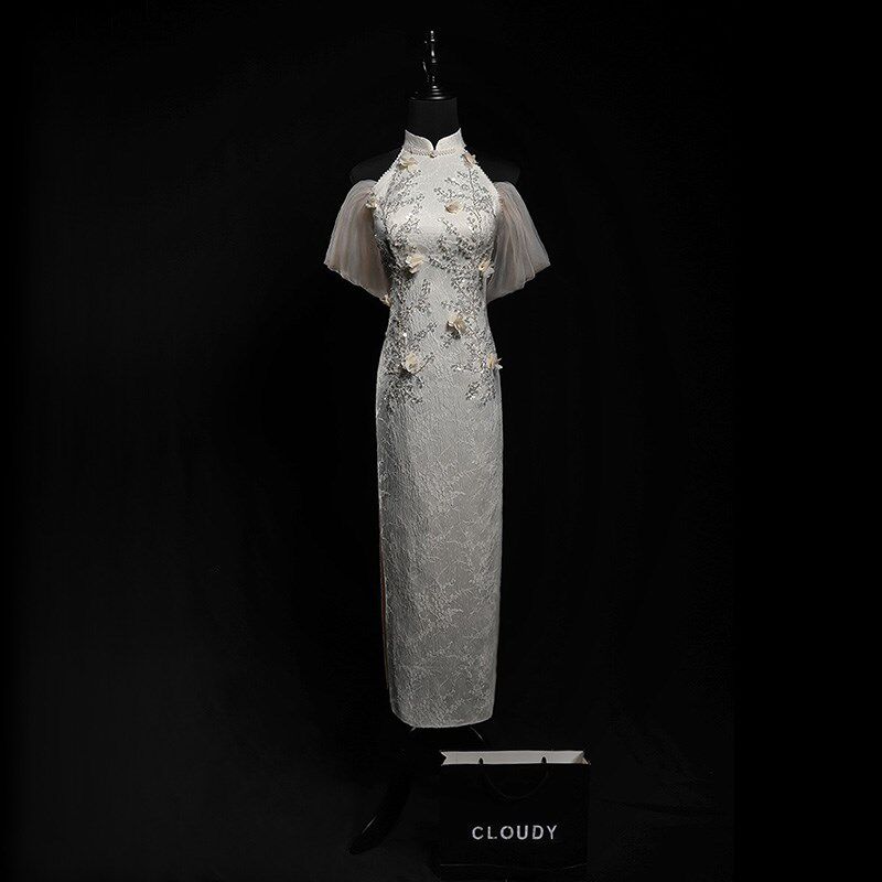 一字肩挂脖两穿新中式钉珠少女订婚宴旗袍领证小个子晨袍敬酒服