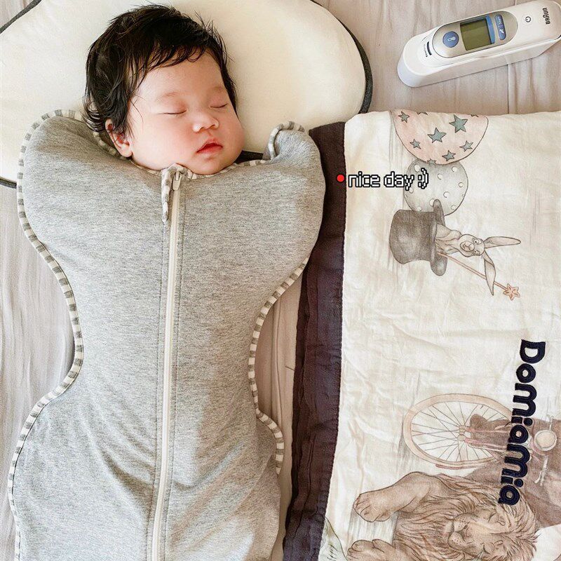 婴儿防惊跳睡袋竹纤维夏季轻薄款新生儿襁褓宝P宝防踢被投降式睡