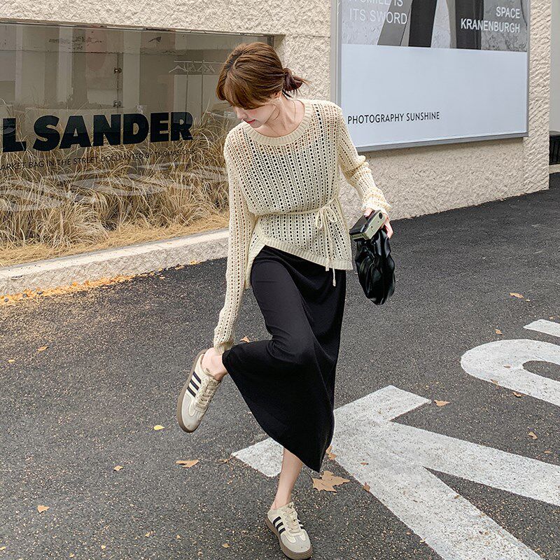 慵懒高级感套装连衣裙女2025早春新款镂空针织罩衫吊带裙两件套