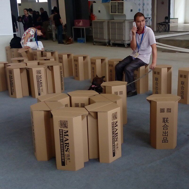 儿童纸凳纸家居瓦楞纸板家具幼儿园手工野营家具房车.宿营纸家具
