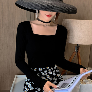 黑色方领长袖上衣女法式复古t恤赫本风露锁骨高级感显瘦打底衫春