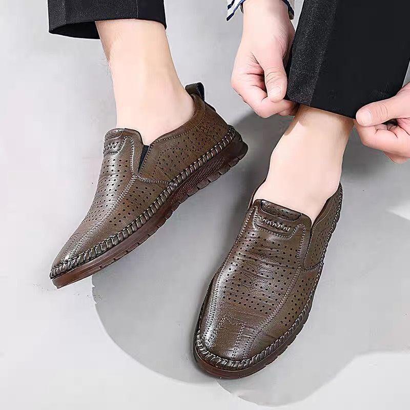 皮凉鞋男款夏季i宽脚一脚蹬父亲鞋透气镂空防滑牛筋软底开车爸爸