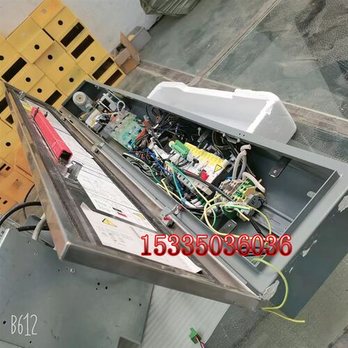 通力电梯无机房乘客电梯控制柜 LCE KDL16 KDL16S/20A变频器9成新
