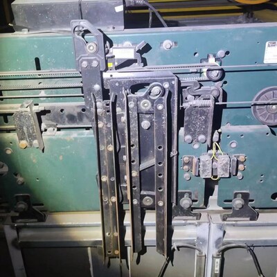 展鹏门刀门机轿门锁防趴装置0701 0702电梯配件巨人通力 富士快意