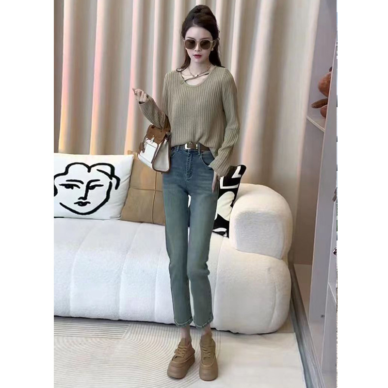 水泥灰加绒直筒牛仔裤女2023年新款高腰显瘦小个子窄版八分烟管裤