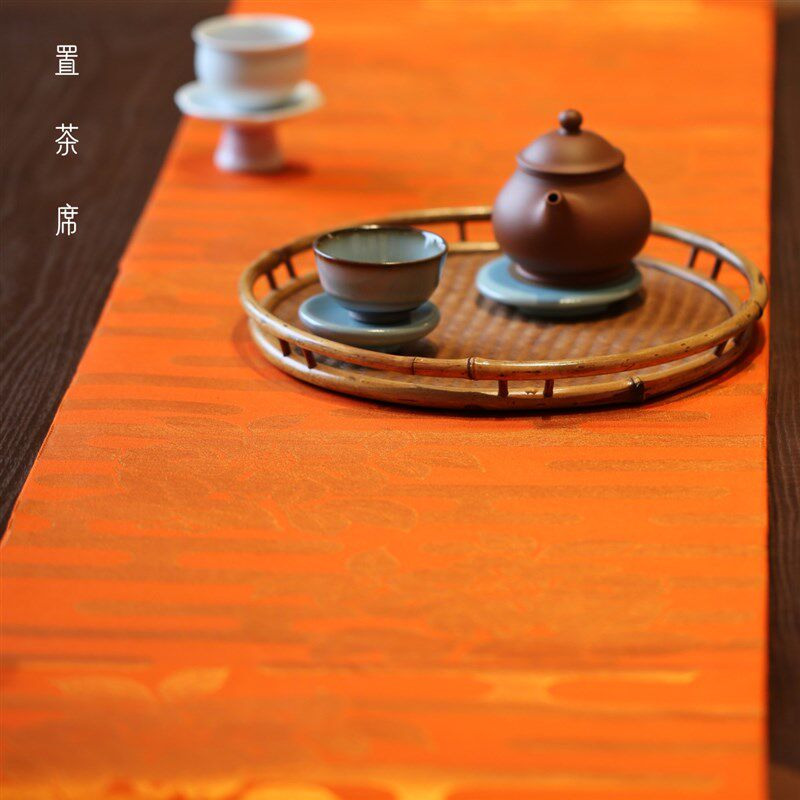 【中古品】西阵织茶席. t工霞纹 石榴花纹 织金织锦工艺