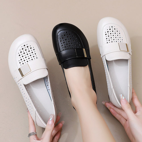 镂空妈妈鞋真皮软底夏季透气洞洞凉鞋粗跟中年皮鞋大码女鞋41-43